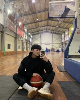 안준우